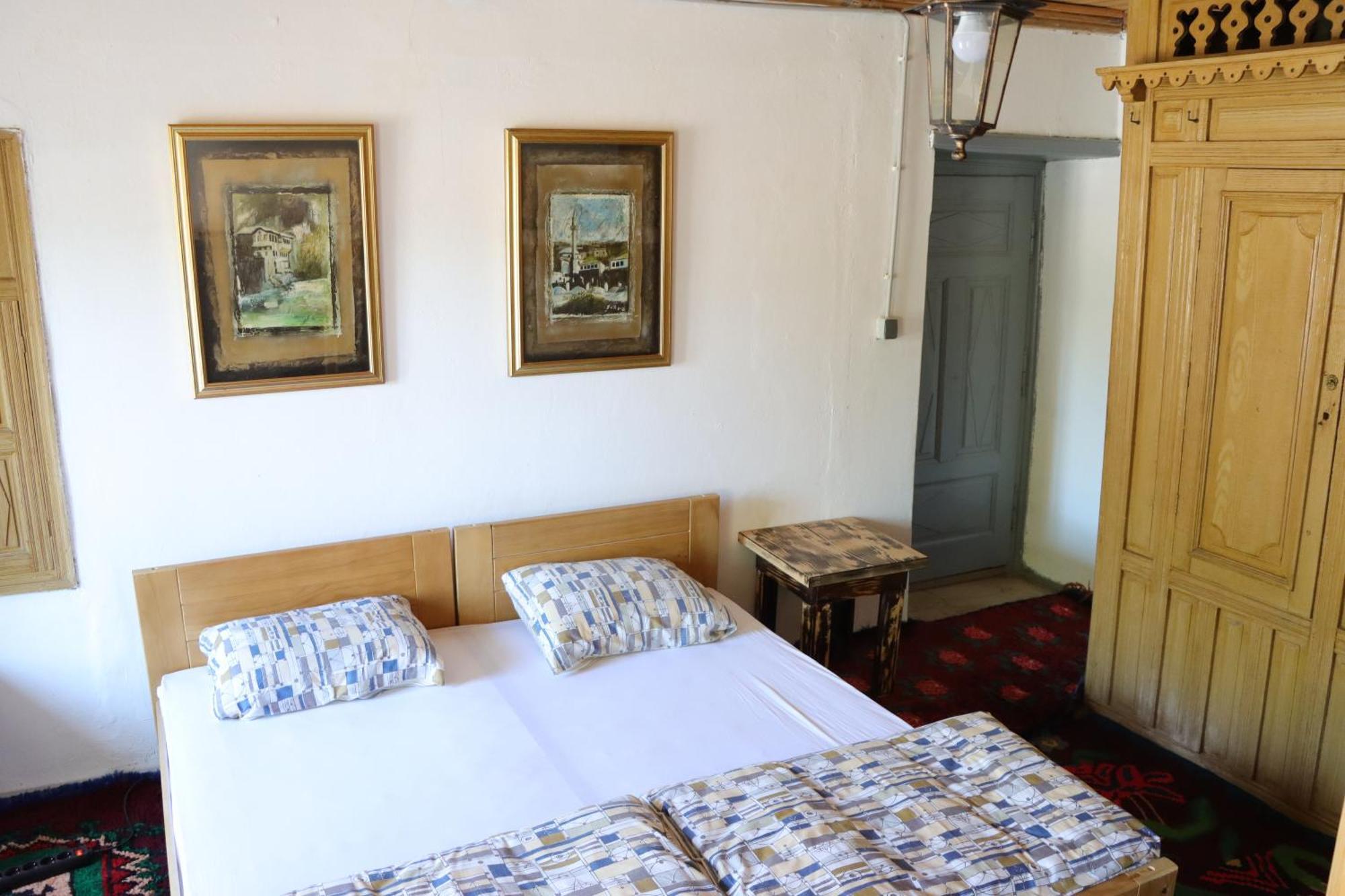 Hostel National Monument Mehmedbasica Kuca Stolac Zimmer foto