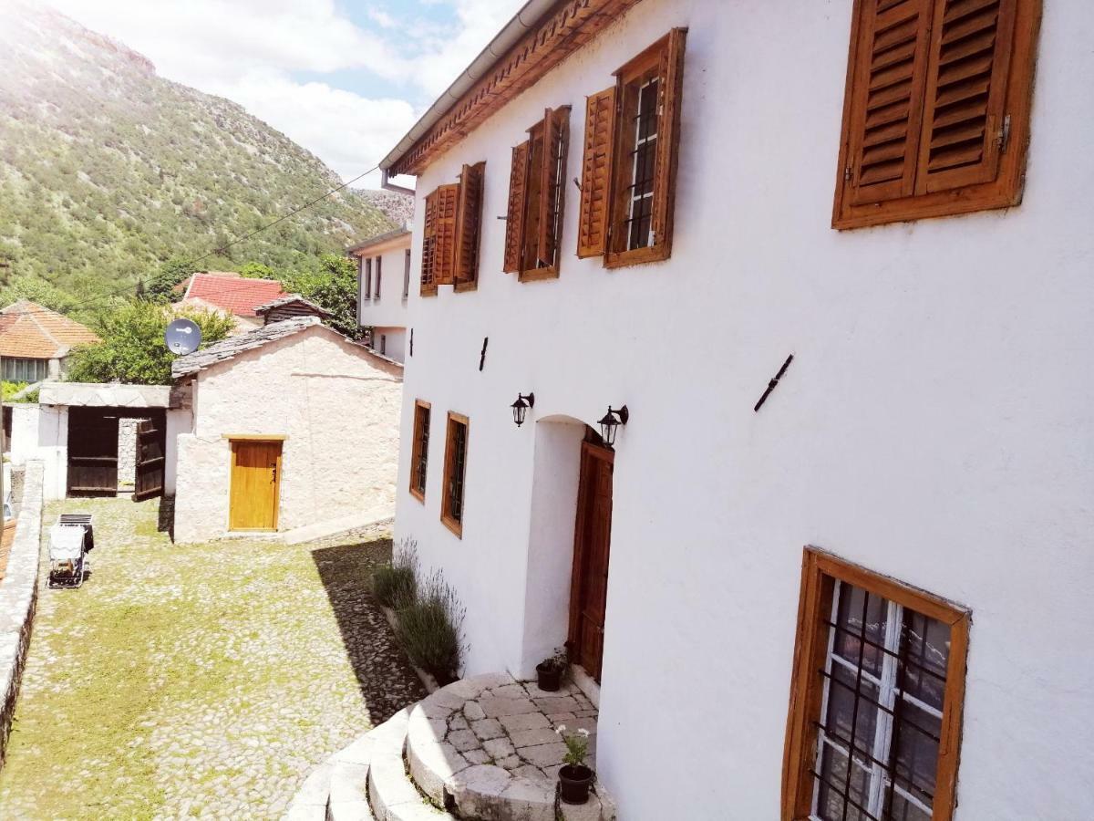 Hostel National Monument Mehmedbasica Kuca Stolac Exterior foto